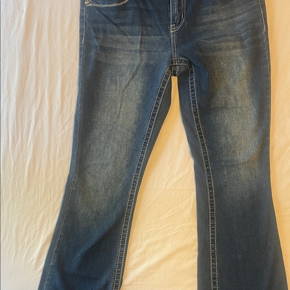 Stylish Indigo Flare Jeans for Women